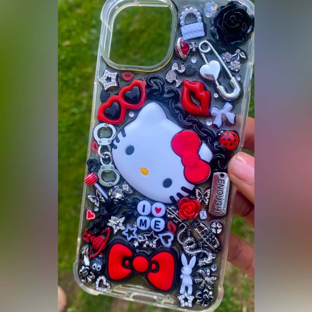 Hello kitty iPhone junk case